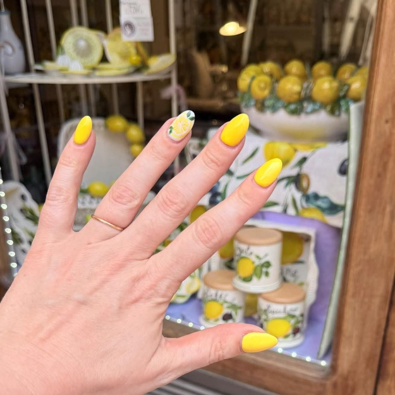 Knalgele nagels